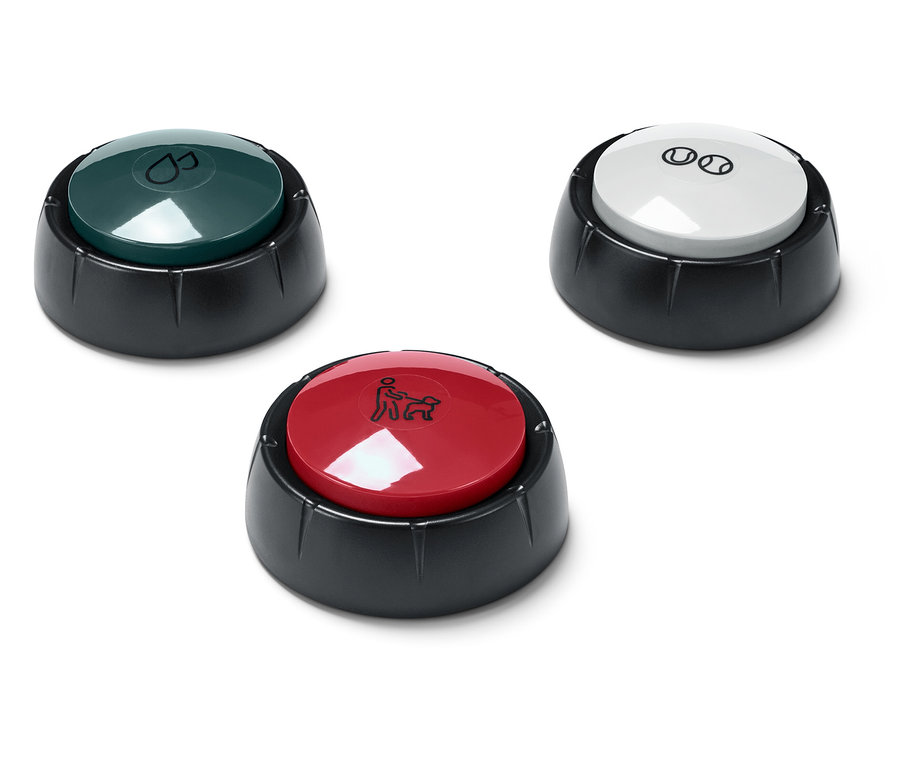 Három kerek gomb különböző ikonokkal fehér háttérrel.