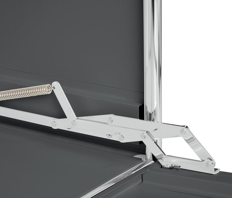 A szürke, fém TV állvány 2 ajtóval, nyitószerkezettel részlete.