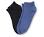 Egy pár zokni, egy fekete és egy kék, egymás mellett fekszik.