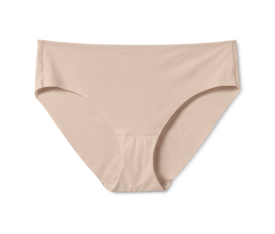 Egy testszínű Magic Cut női alsó részletfotója egy 5 darabos szettből.