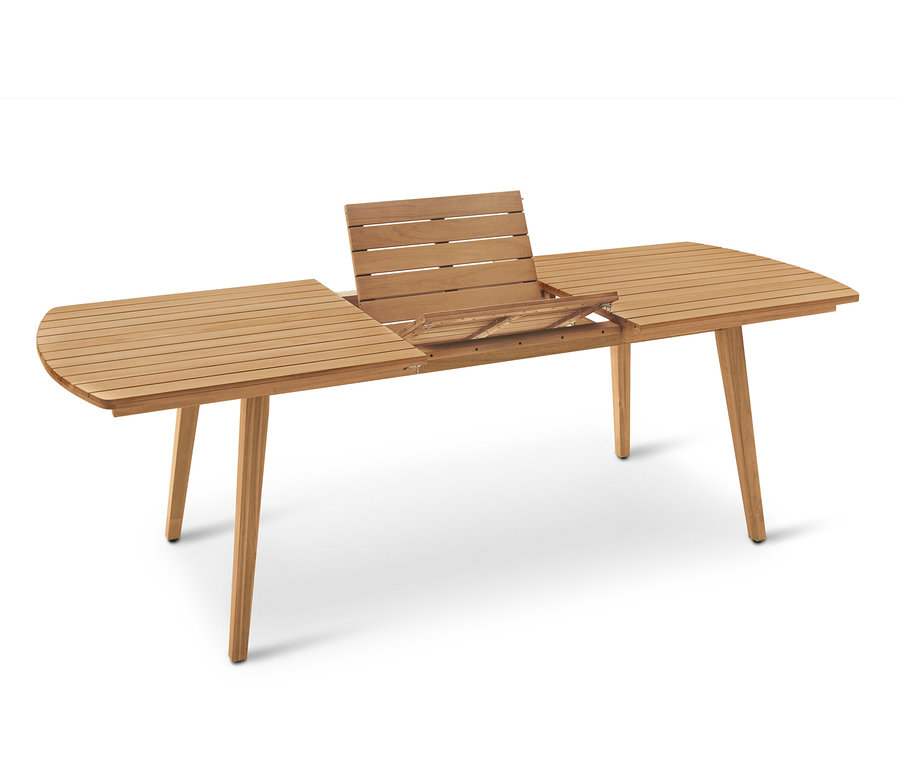 Kihúzott fa asztal lécmintával.