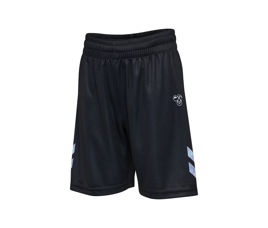 Fekete hummel® HML Shimmer Shorts rugalmas derékpánttal, fehér logóval és irizáló chevron csíkokkal az oldalán.