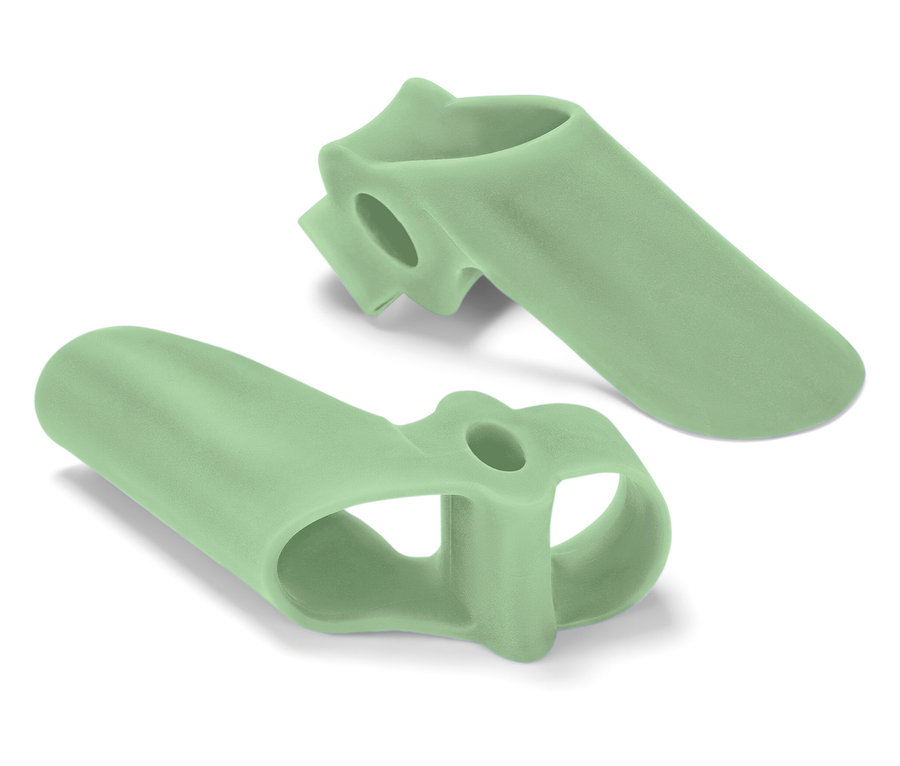 Két világoszöld lábujjvédő.