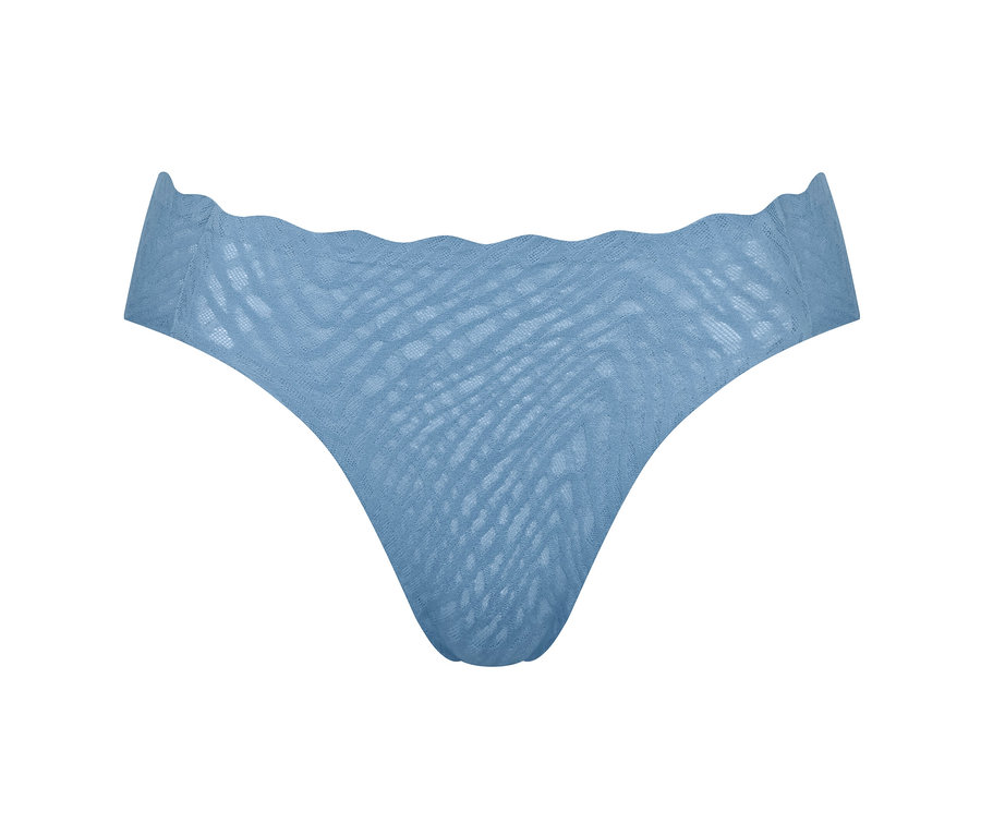 sloggi ZERO Feel Bliss High leg azúrkék színben, fehér háttérrel.