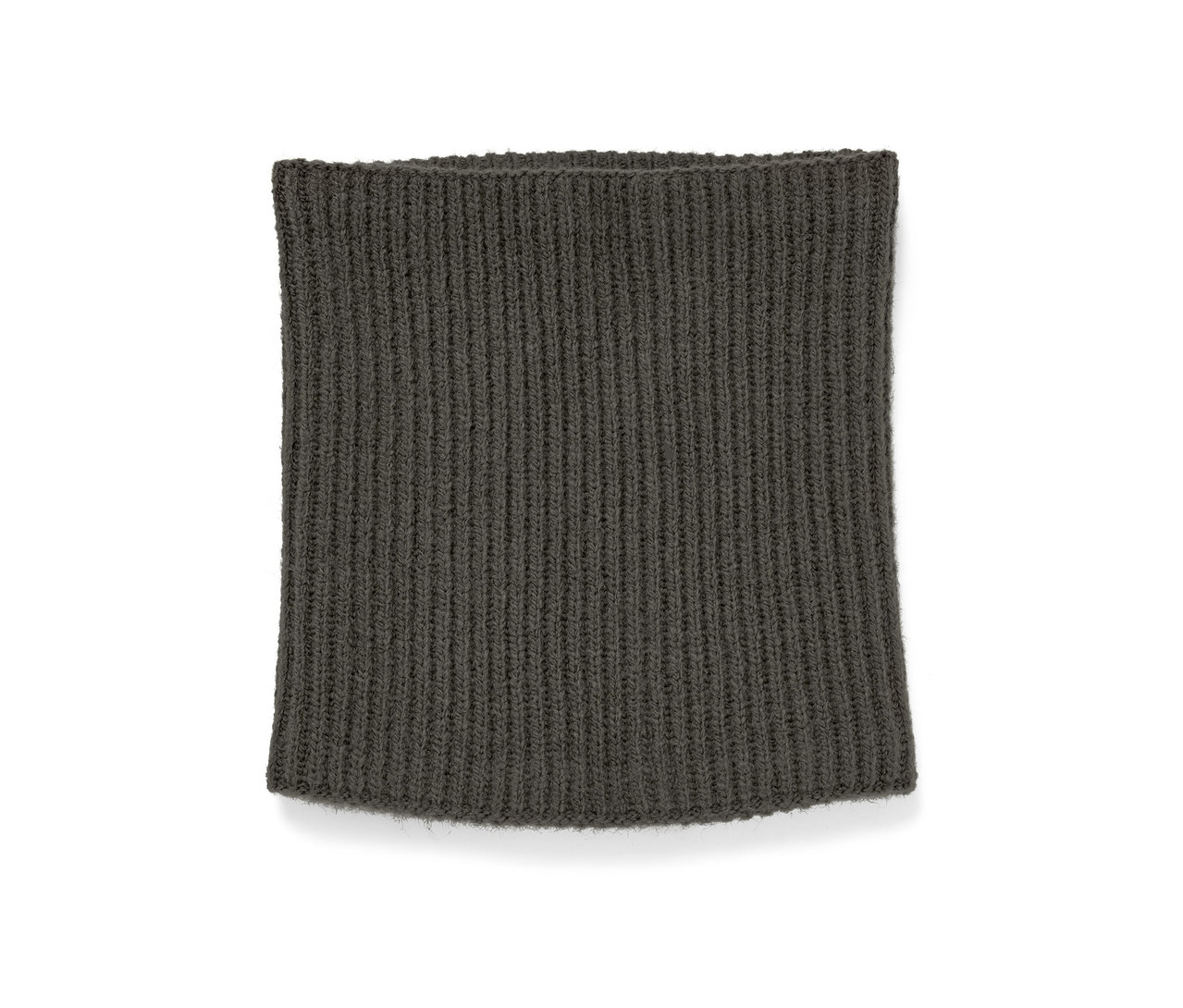 Zöld kötött csősál.