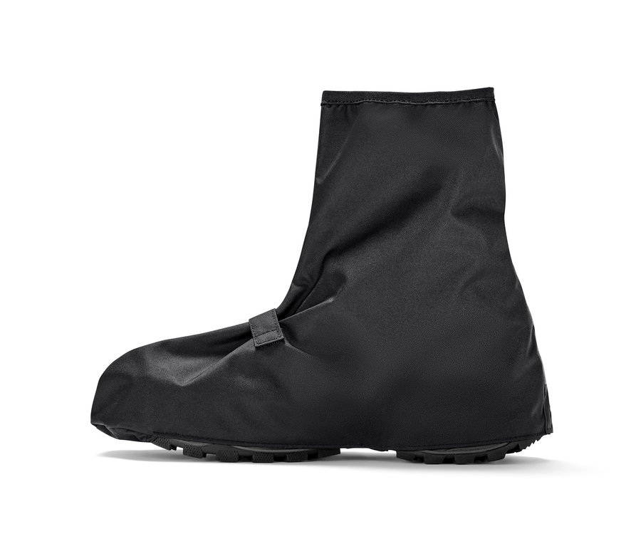 Fekete, vízálló kamásli.