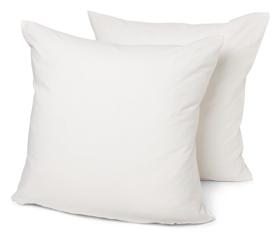 Két fehér védő huzat párnákhoz, különböző méretekben.