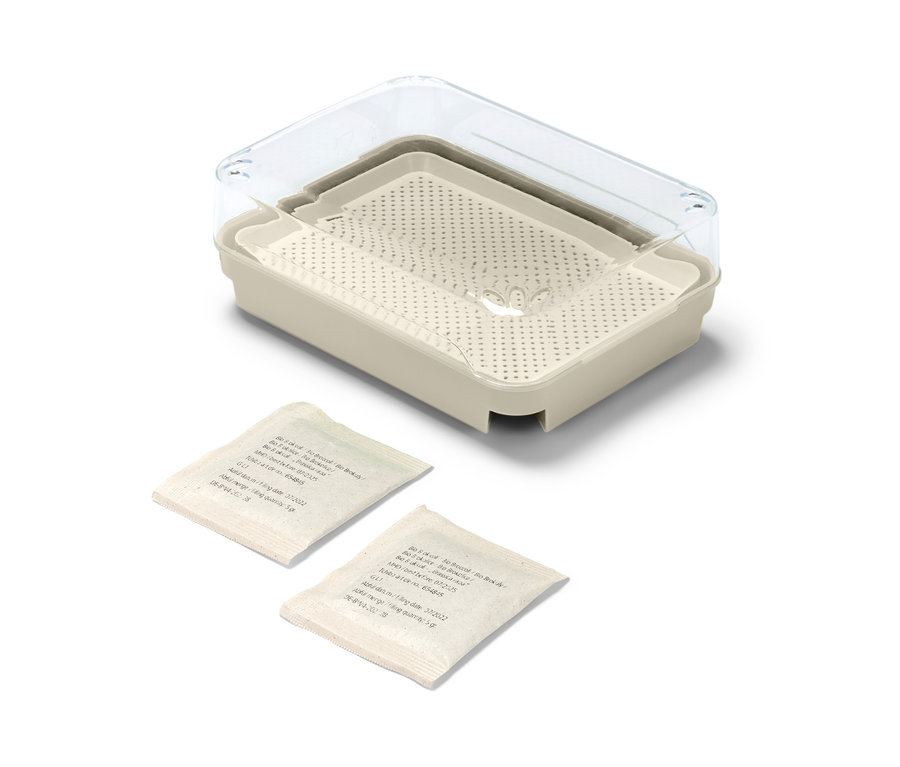 Csíráztató készlet átlátszó fedővel és két csomag maggal.