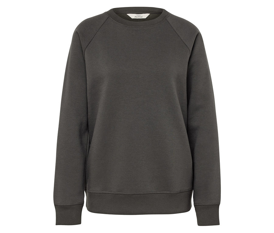 Sötétszürke, hosszú ujjú pulóver fehér háttér előtt.