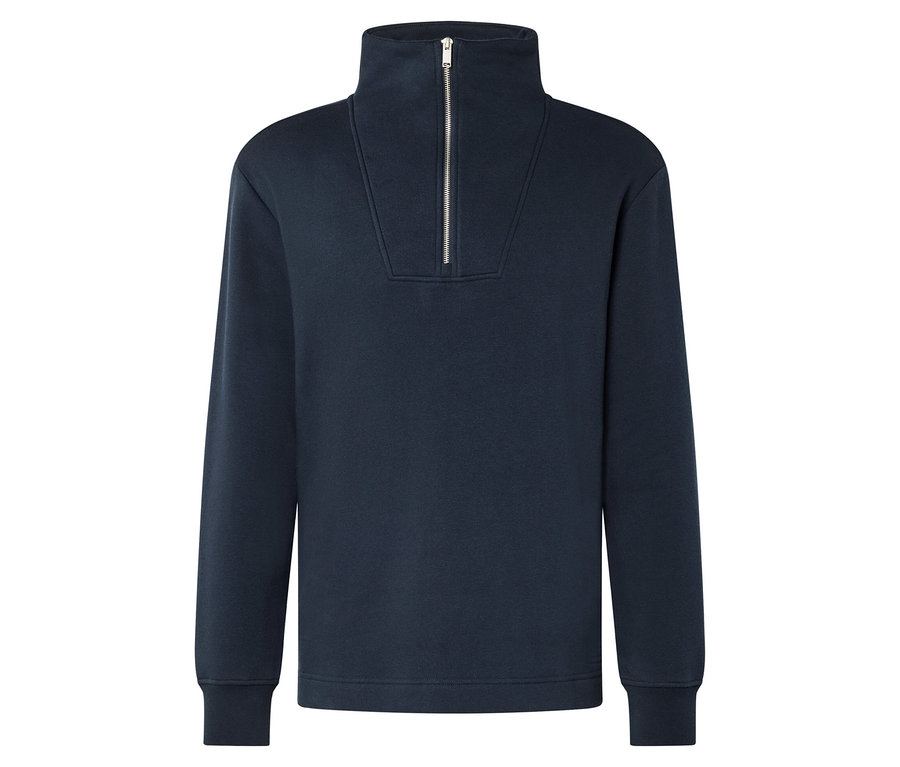 Sötétkék pulóver cipzárral a nyakánál.