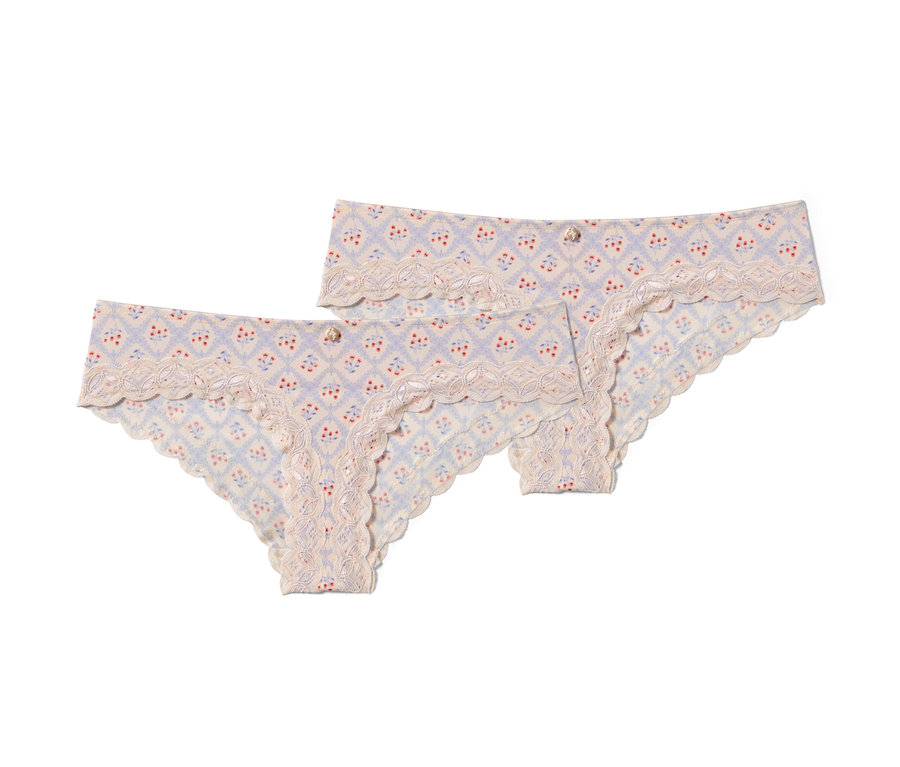Két darab krémszínű, mintás, brazil szabású alsó.