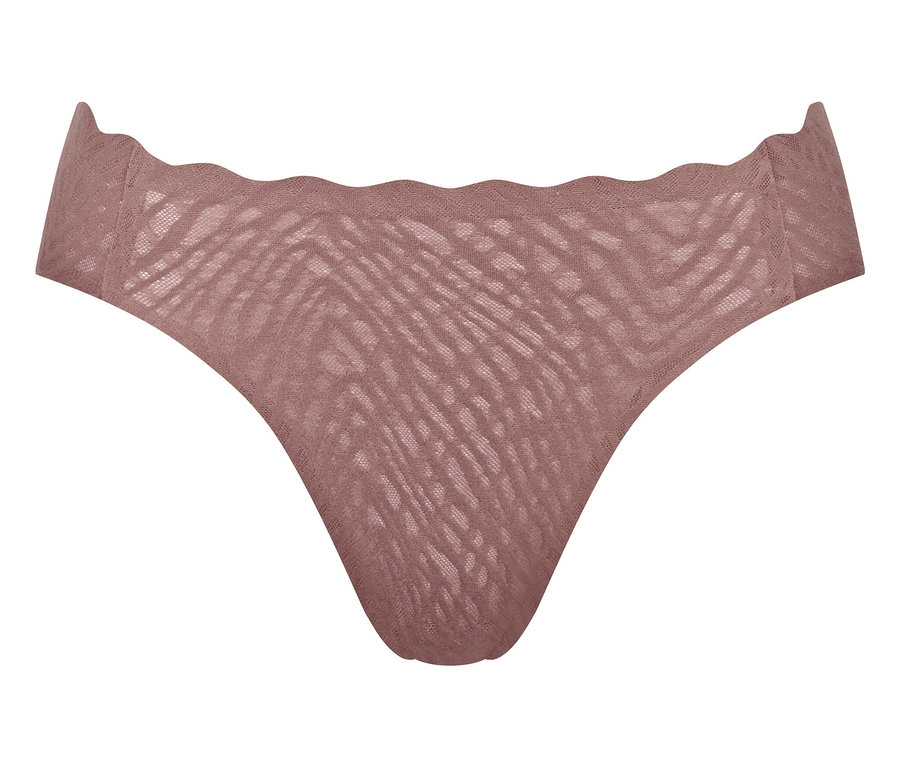 A kakaó színű, magas szabású sloggi ZERO Feel Bliss alsó részlete.