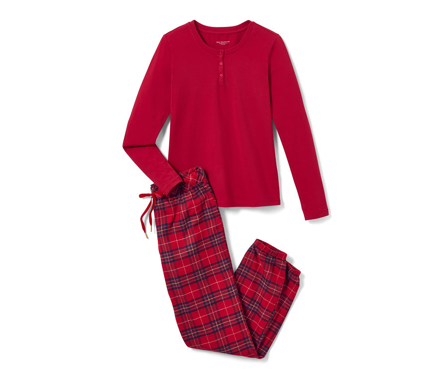 Flanel pizsama, kockás, piros hosszú ujjú felső és kockás nadrág.