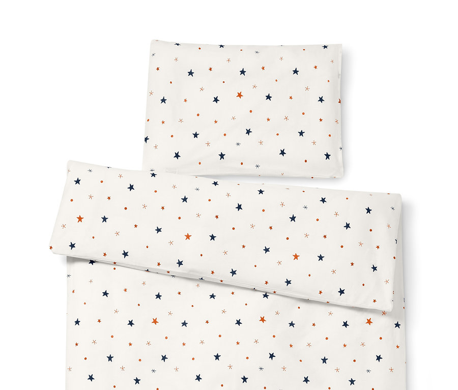 Fehér gyerek renforcé ágynemű sötétkék és barna csillagokkal.