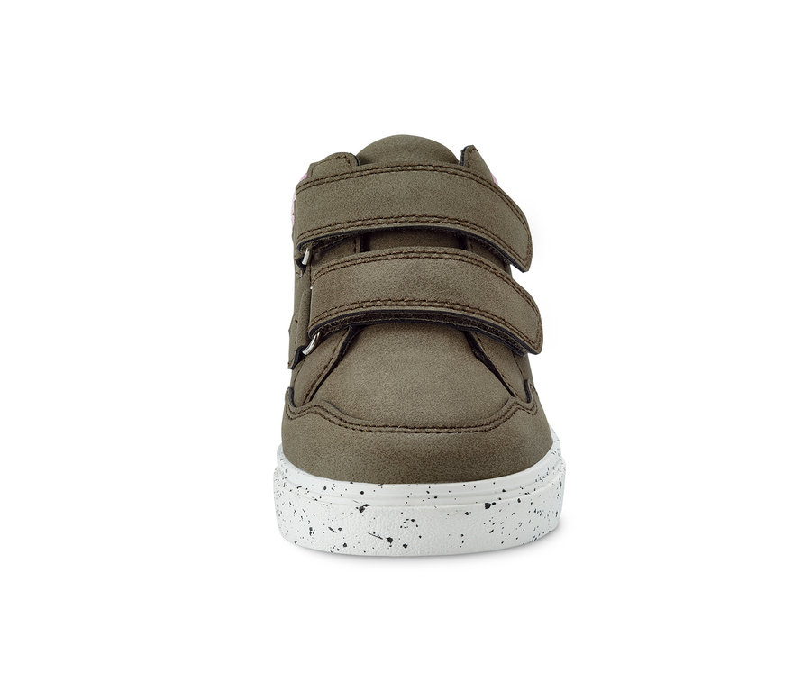 Khaki színű sneaker cipő fehér talppal és két tépőzárral.