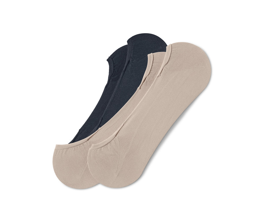 Két pár bézs és egy pár tengerészkék balerina titokzokni.