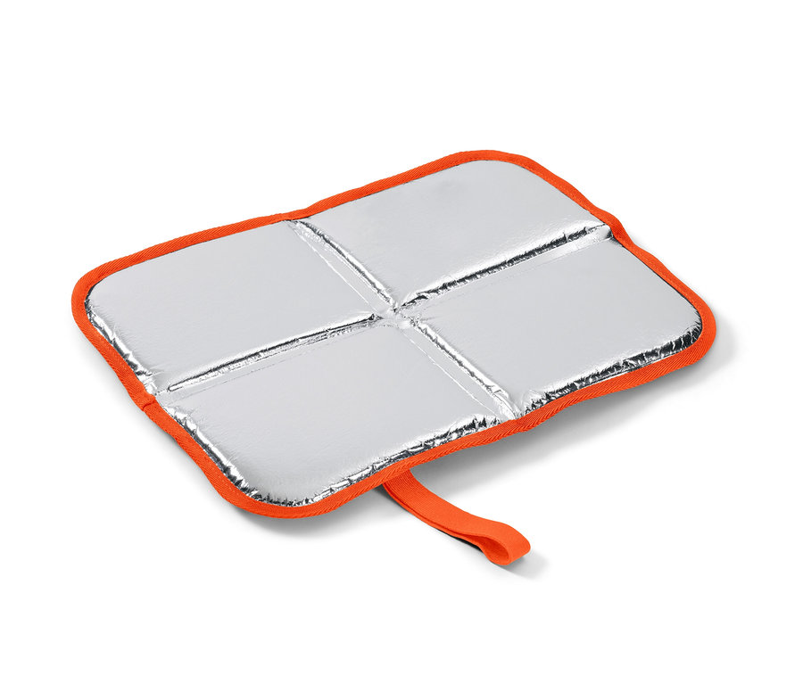 Összehajtható termo ülőpárna ezüst felülettel és narancssárga szegéllyel.