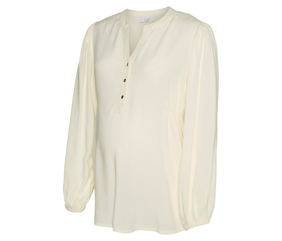 Egy krémszínű MAMALICIOUSMLMERCY LIA L/S WO TOP 2F NOOS felső látható fehér háttér előtt.