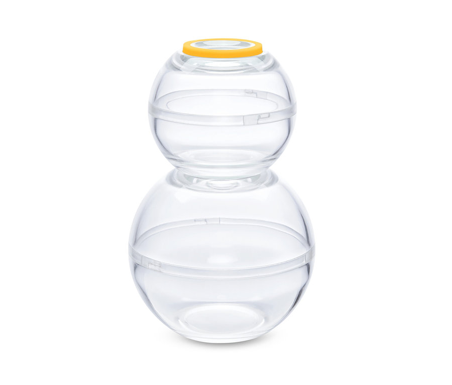 Két átlátszó, gömb alakú frissentartó doboz narancssárga fedővel.