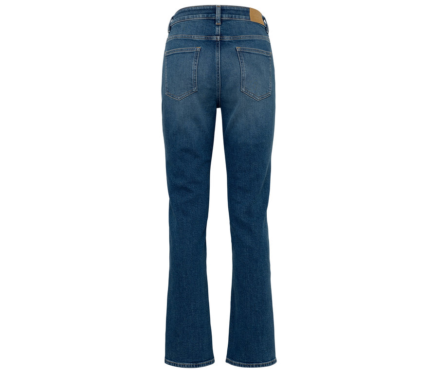 Hátulnézet egy kék, trapézszárú farmerről.