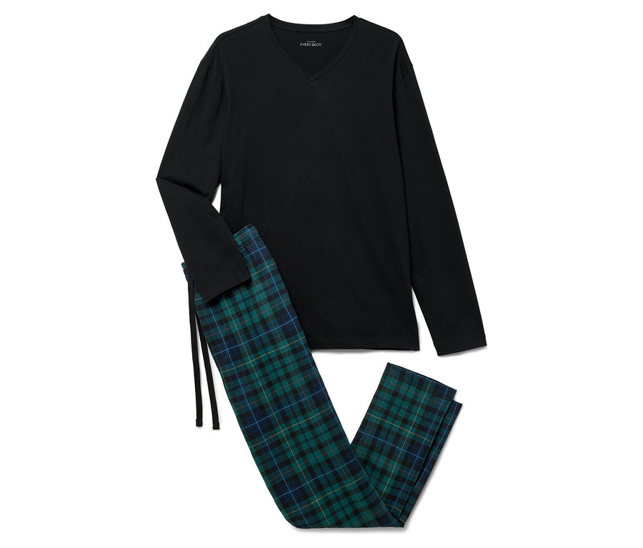 Fekete, hosszú ujjú felső és kockás pizsama nadrág.