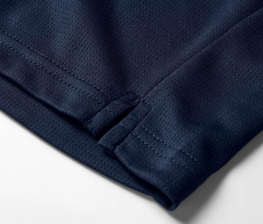 Sport rövidnadrág részlete.