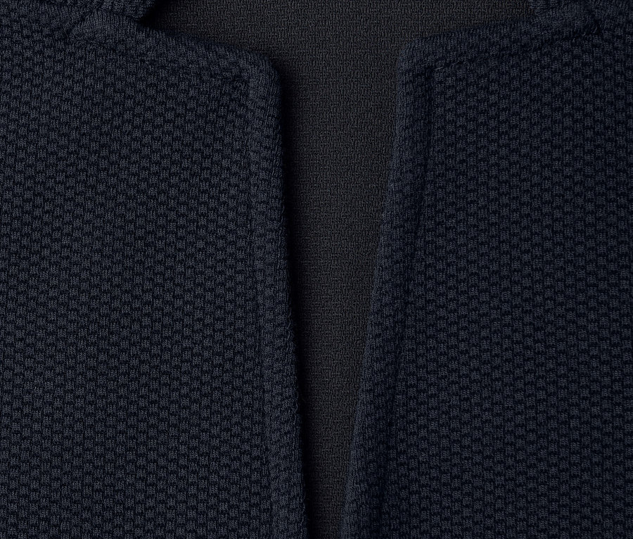 A Street One jersey blézer gallérral és nyitott hajtókával közelről.