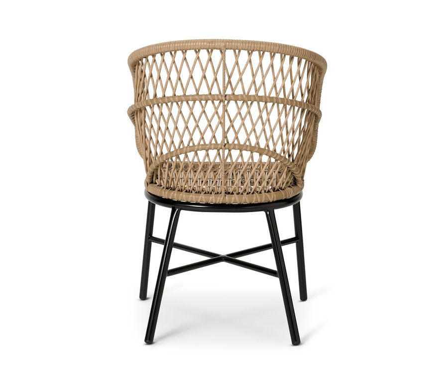 Elölnézet egy polyrattan fonott étkezőszékről, fekete lábakkal.
