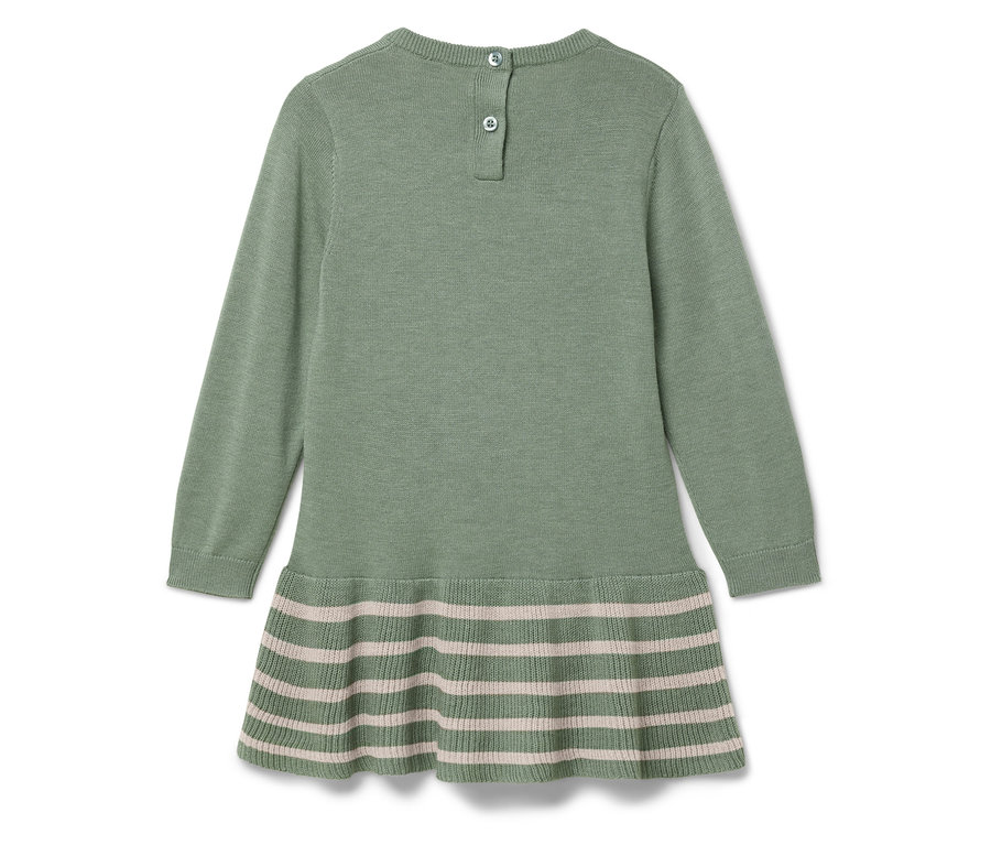 Hátulnézet egy zöld, hosszú ujjú kötött ruháról, csíkos szoknyával.