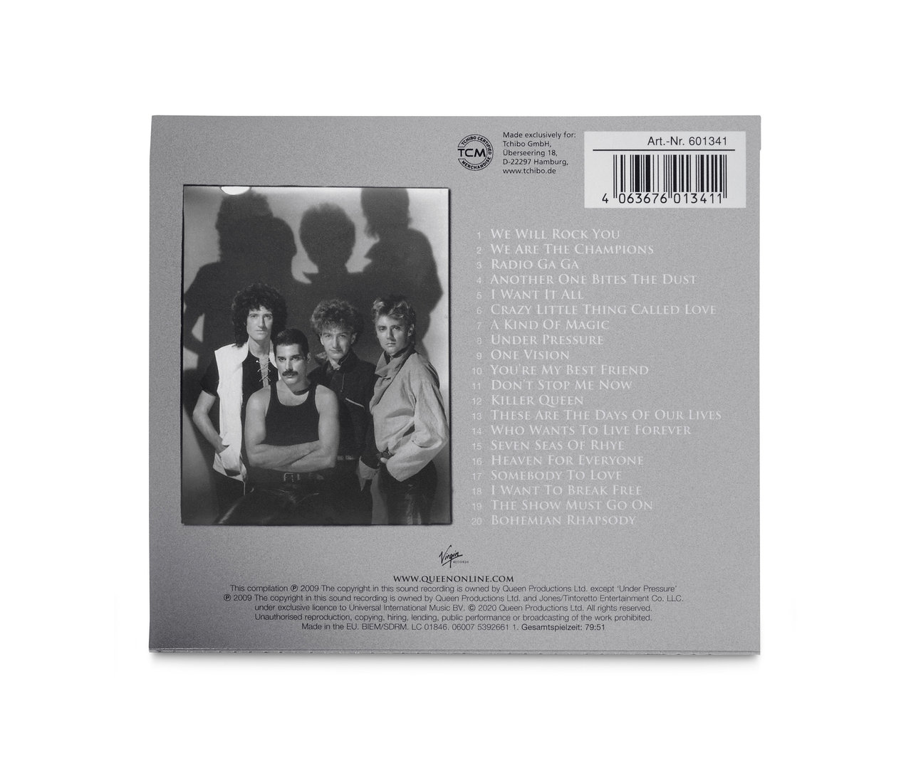 Fekete-fehér fénykép egy CD borítójáról: Queen – Absolute Greatest.