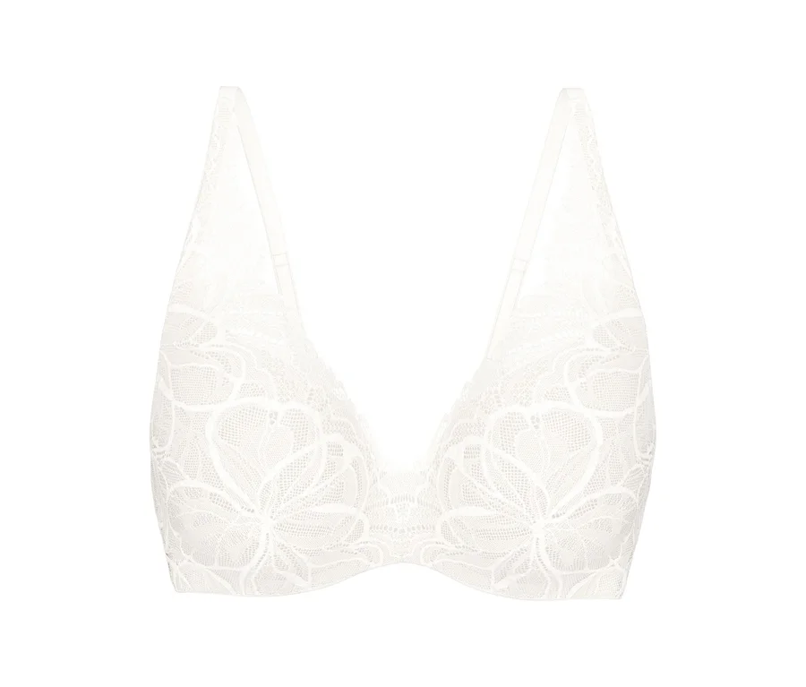 Fehér Triumph Body Makeup Illusion WP csipkemelltartó virágmintával és vékony pántokkal.