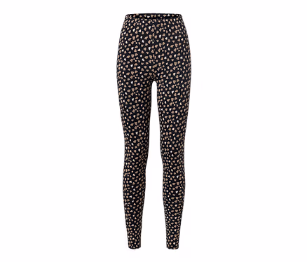 Fekete leggings szív alakú mintával.