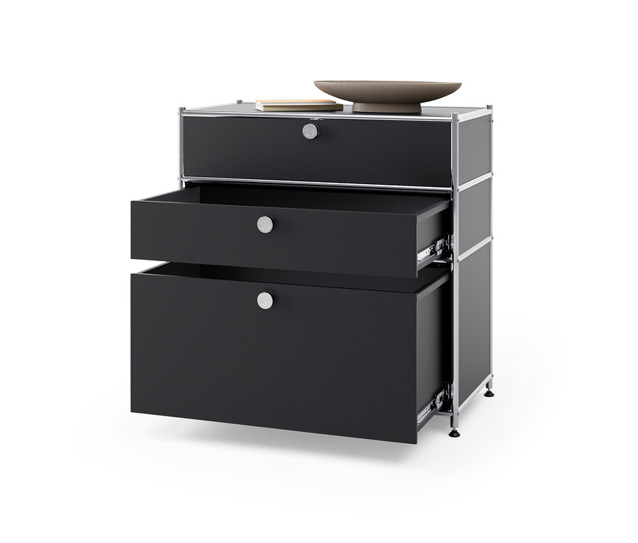 Fekete »CN3« fém komód 3 fiókkal, melyből kettő nyitva.