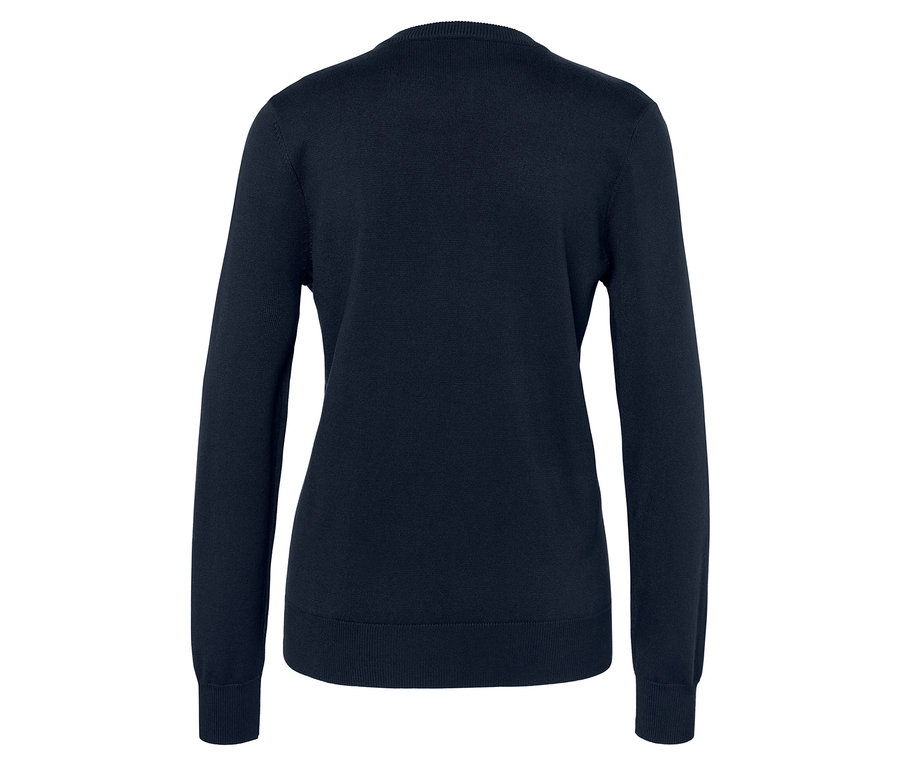 Sötétkék kötött pulóver hosszú ujjakkal.