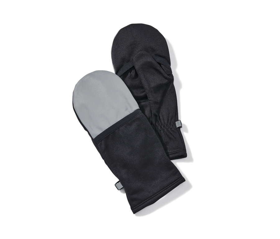 Két fekete, 2 az 1-ben futókesztyű zsebbel egymáson.