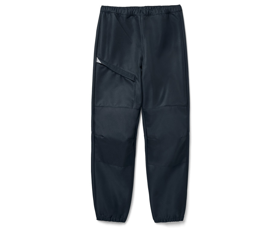 Sötétkék gyerek softshell nadrág, gumis derékpánttal és zsebbel.