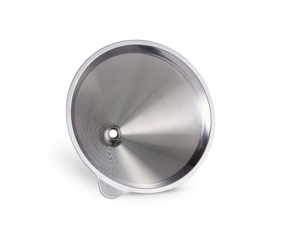Egy fém BEEM Pour Over szűrő, 0,75 l, fehér háttérrel.