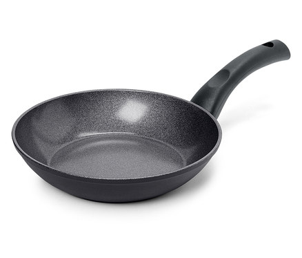 Serpenyő újrahasznosított alumíniumból, 20 cm