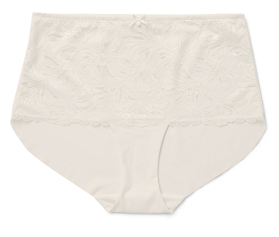 Bézs színű női alsó virágos csipkével és masnival a derékrészen.