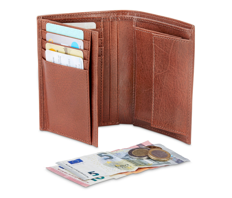 Nyitott barna bőr férfi pénztárca bankjegyekkel és érmékkel.