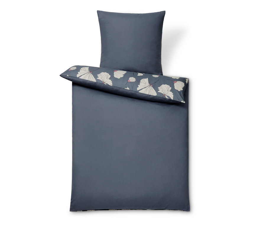 Sötétkék mikroszálas ágynemű, normál és extra méretben.