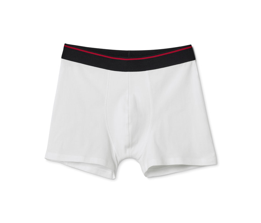 Fehér boxer alsó fekete derékpánttal és piros csíkkal.