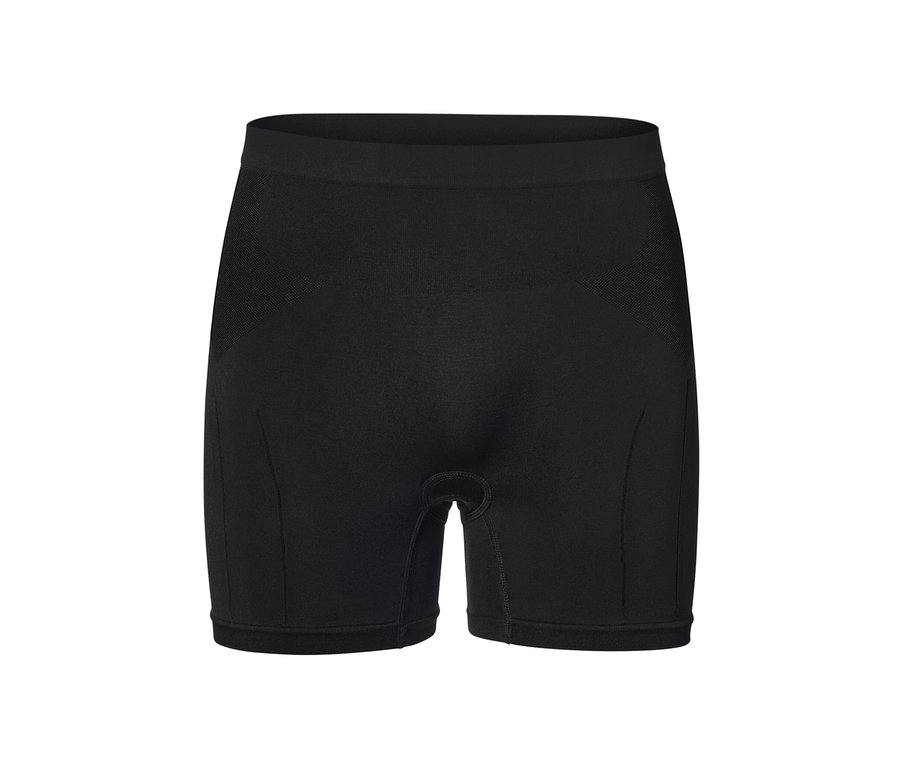 Fekete kerékpáros alsónadrág fehér háttérrel.