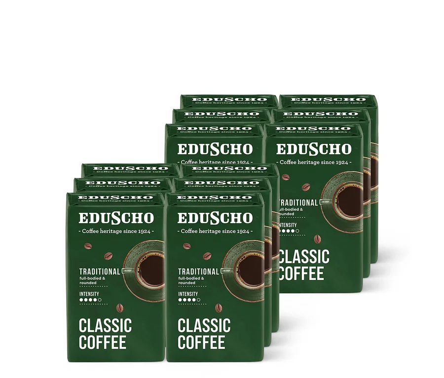 Sorban álló EDU Classic Traditional 250 g őrölt kávé csomagok.