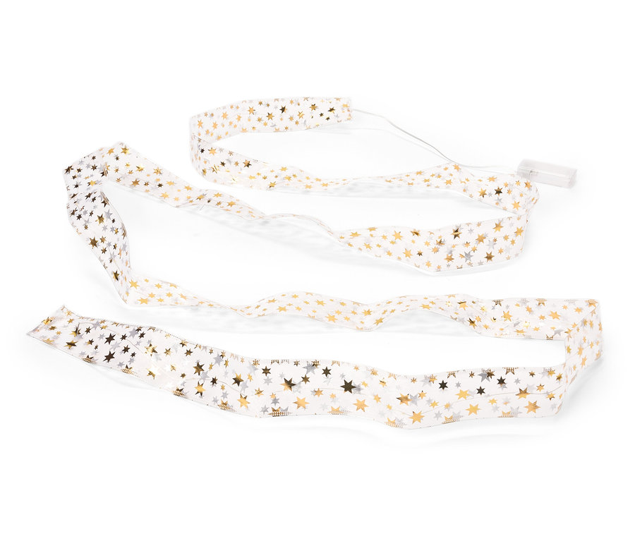 Egy LED-es dekorszalag fehér háttéren.