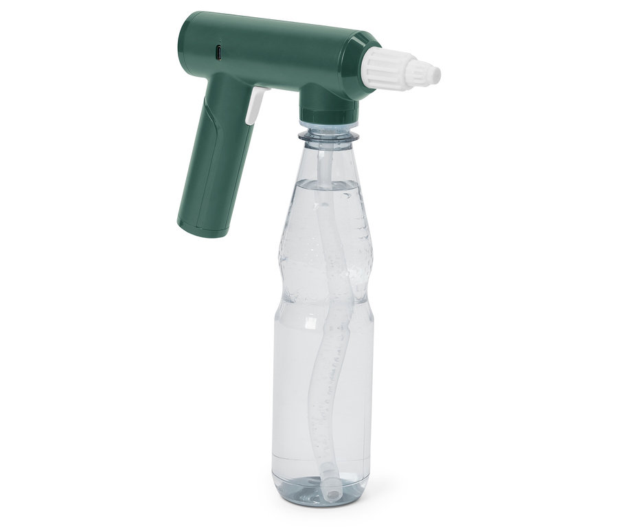 Zöld szórópisztoly átlátszó palackkal fehér alapon.