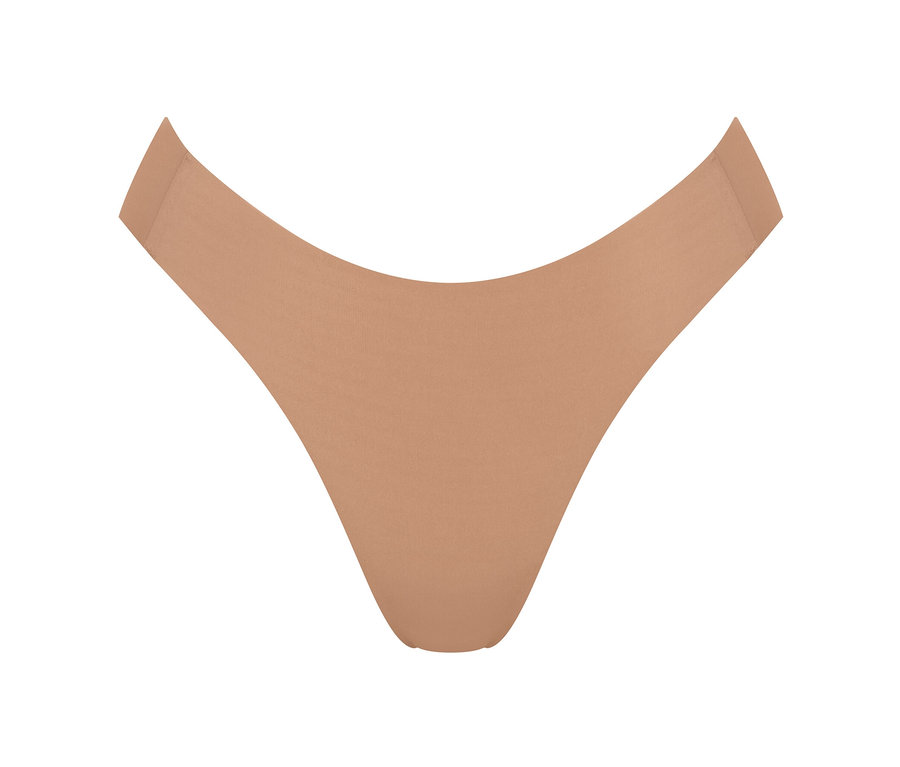 Egyetlen barna sloggi ZERO Feel 2.0 High leg alsó részletfotója fehér háttér előtt.