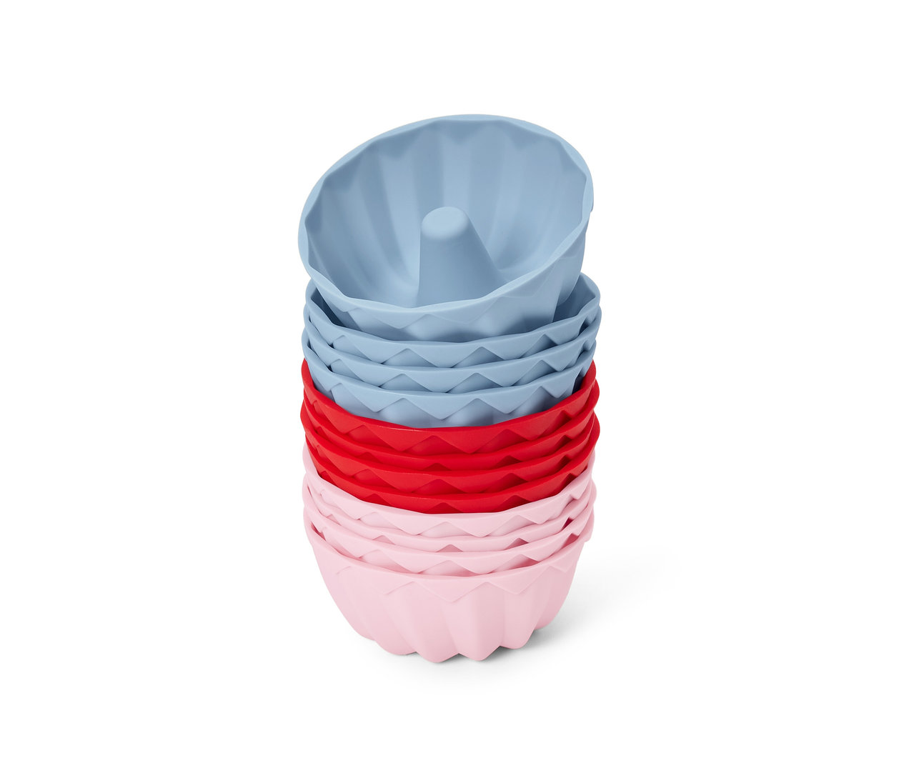 Egymásra rakott 12 darabos mini kuglóf sütőforma rózsaszín, piros és kék színben.