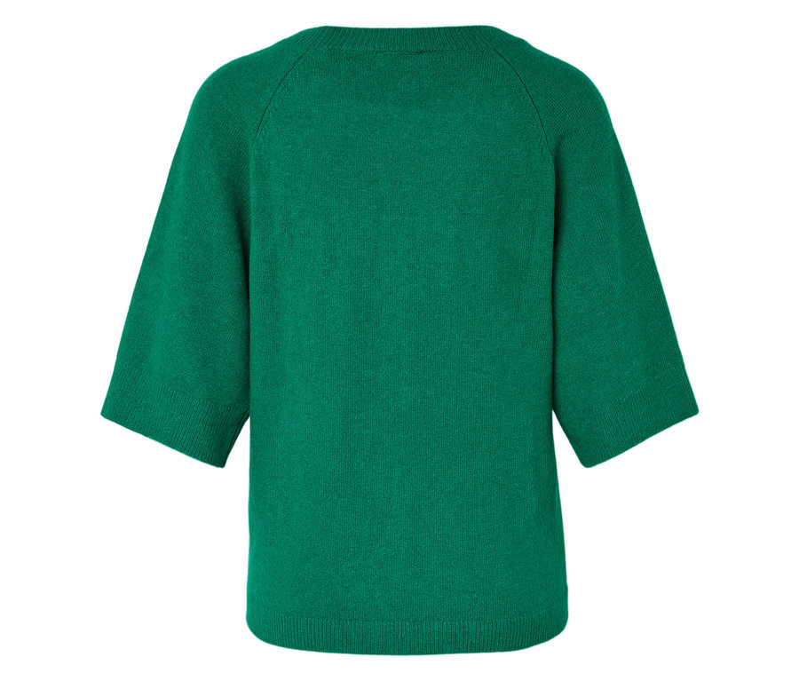 Zöld, rövid ujjú pulóver.