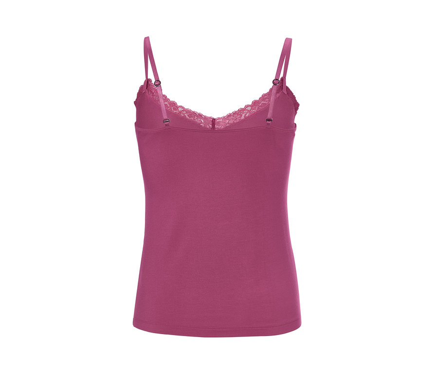 Női trikó közelről.